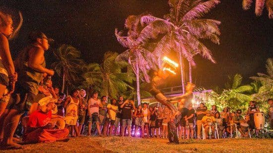 Dining at Fernando’s Bar: The Vibe, The Drinks, and The Sunset